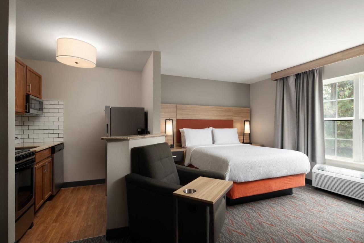 Saint Charles Candlewood Suites St Louis St Charles By Ihg מראה חיצוני תמונה